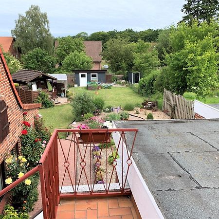 Haus Uschi - Ferienwohnung Cismar Екстер'єр фото